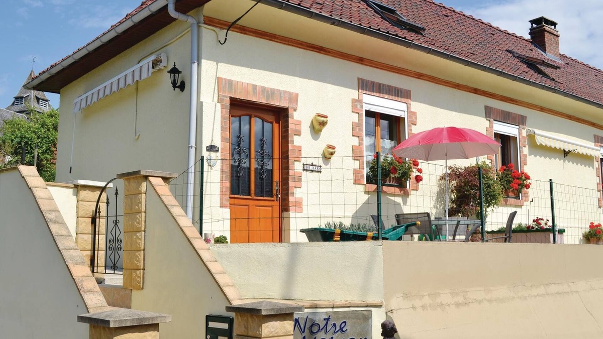 Ligny-sur-Canche House | Gorgeous home in Ligny-sur-Canche
