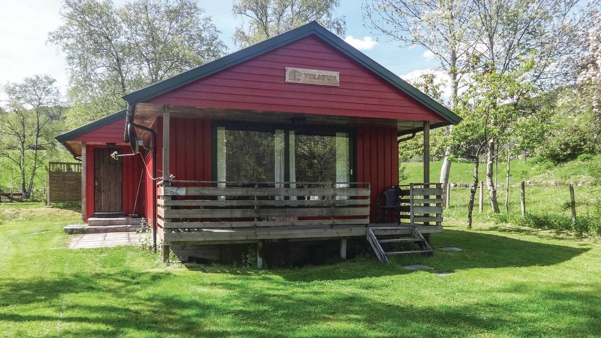 Alfoten House | Gorgeous home in ålfoten with sauna