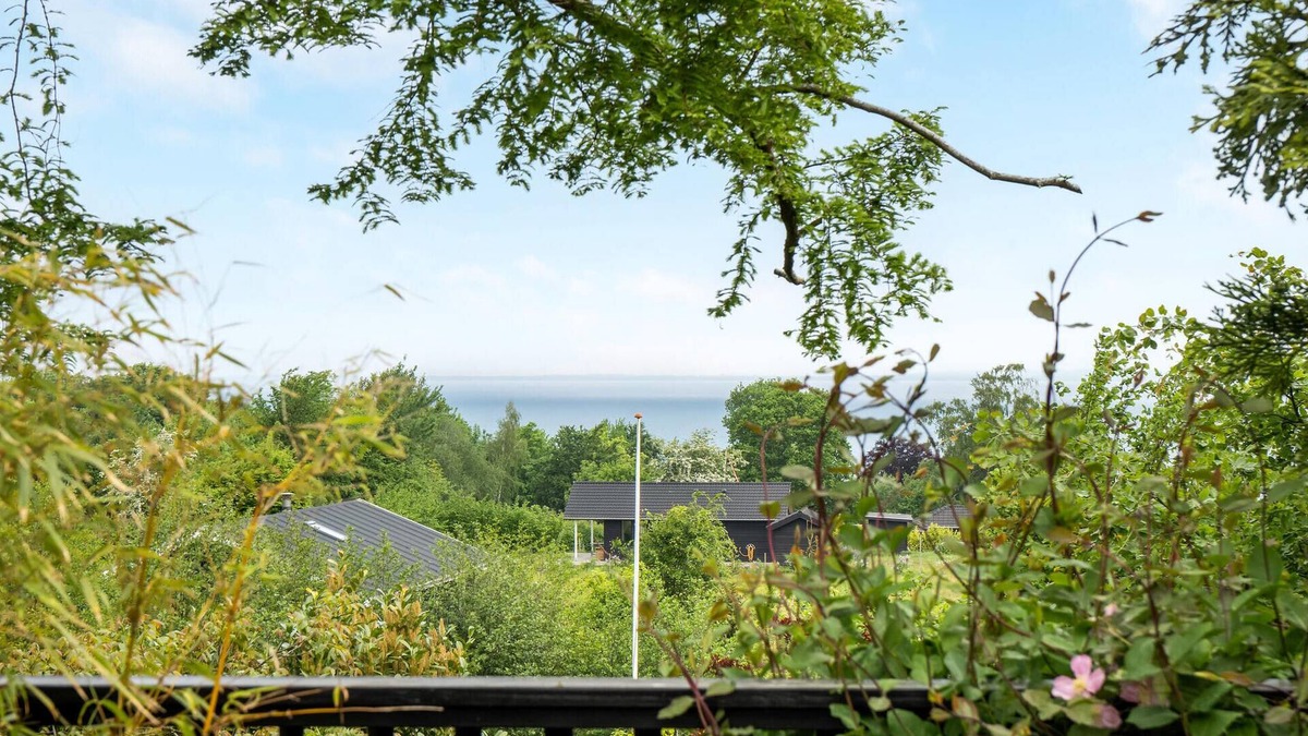 Hoeve Strand House | Gorgeous home in Asnæs