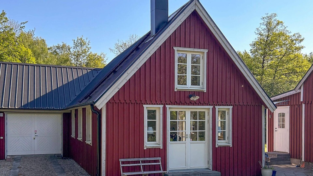 Brosarp House | Gorgeous home in Brösarp with WiFi