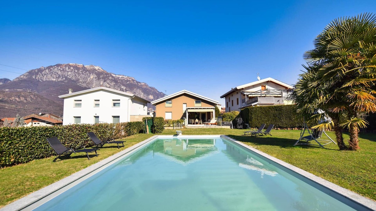 Gianico House | Gorgeous home in Gianico