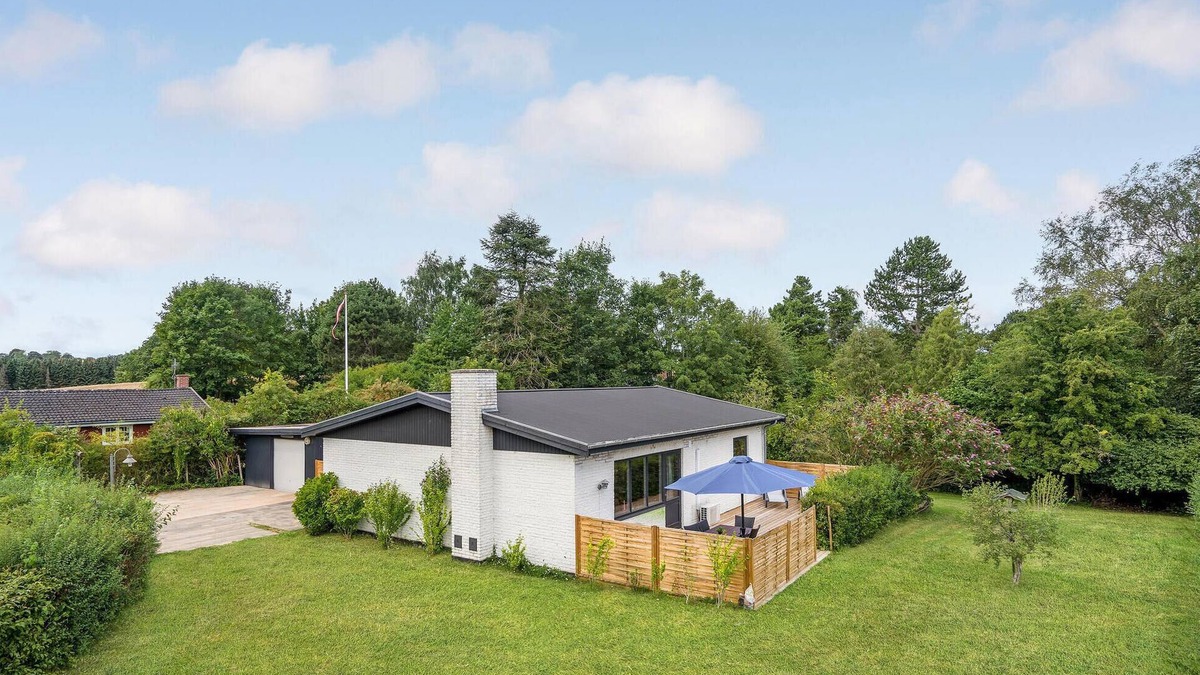 Atterup House | Gorgeous home in Grevinge with kitchen