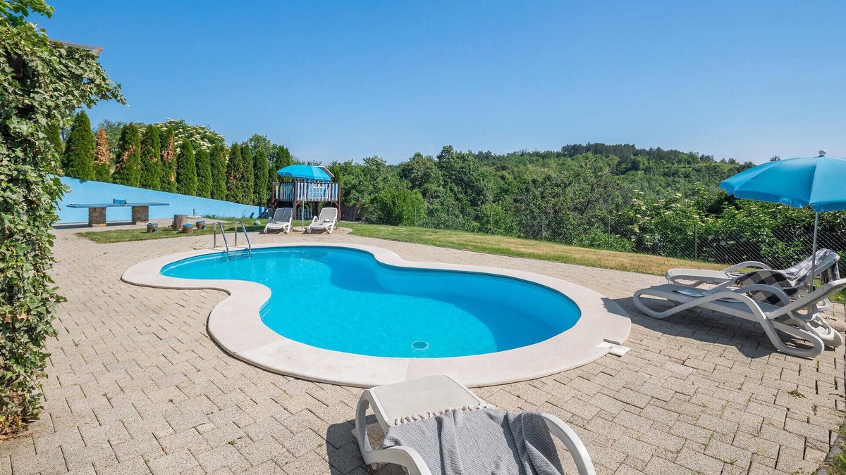 Grabri House | Gorgeous home in Krusvari