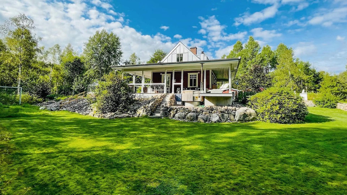 Laholm Municipality House | Gorgeous home in Laholm with kitchen