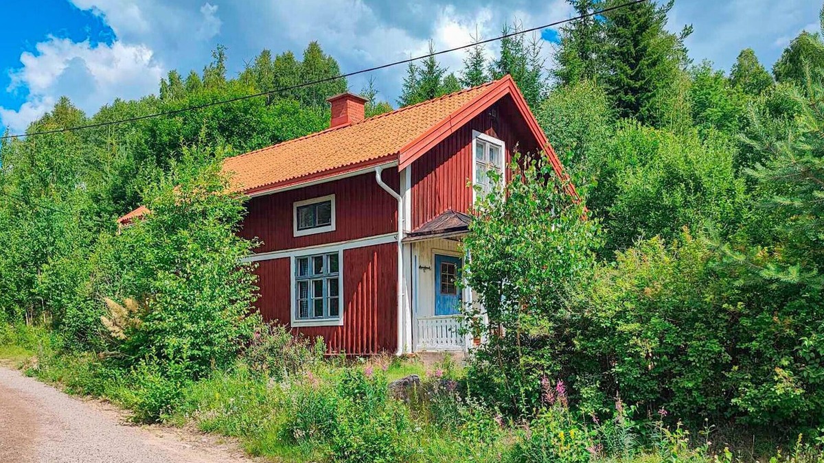 Likenas House | Gorgeous home in Likenäs with sauna