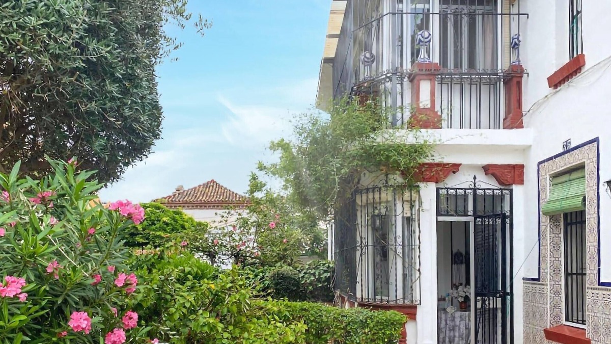 Ciudad Jardin House | Gorgeous home in Malaga