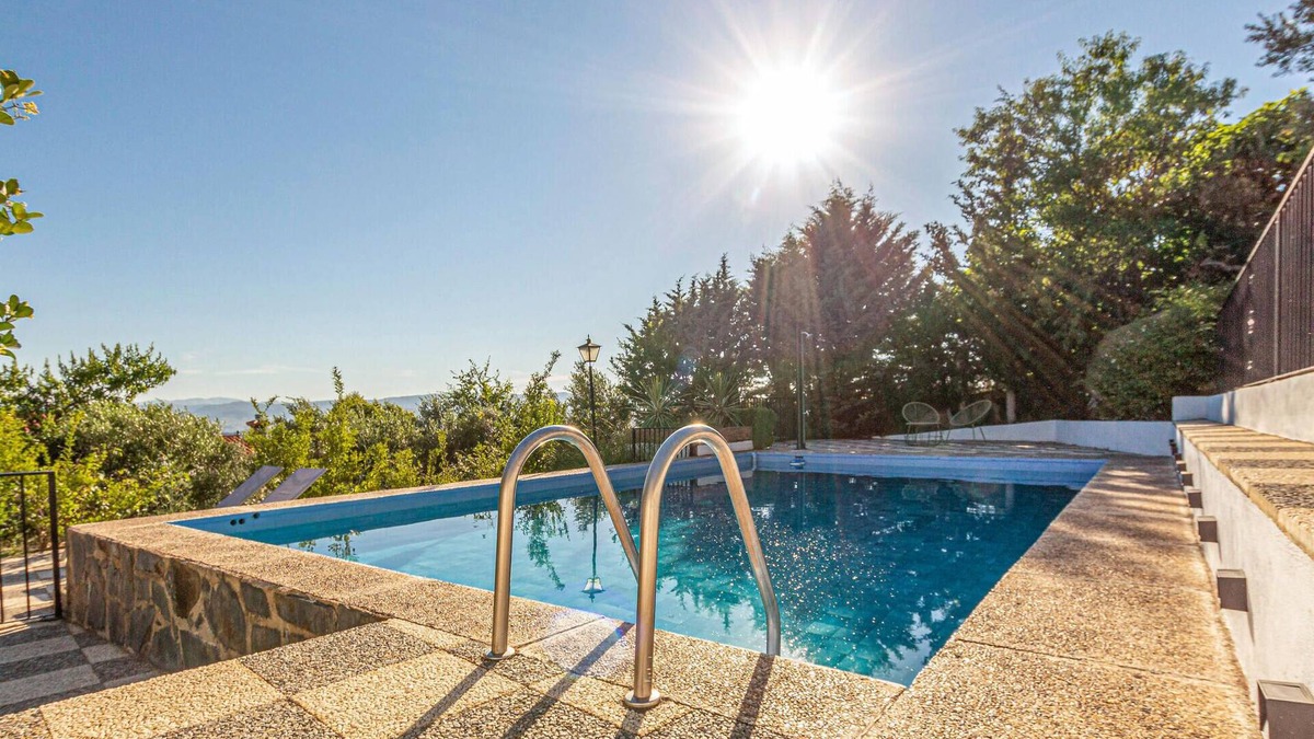 Niguelas House | Gorgeous home in Nigüelas with WiFi