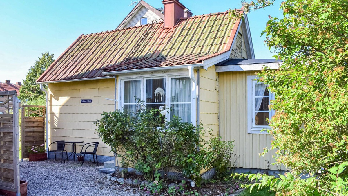 Ronneby Municipality House | Gorgeous home in Ronneby with kitchen