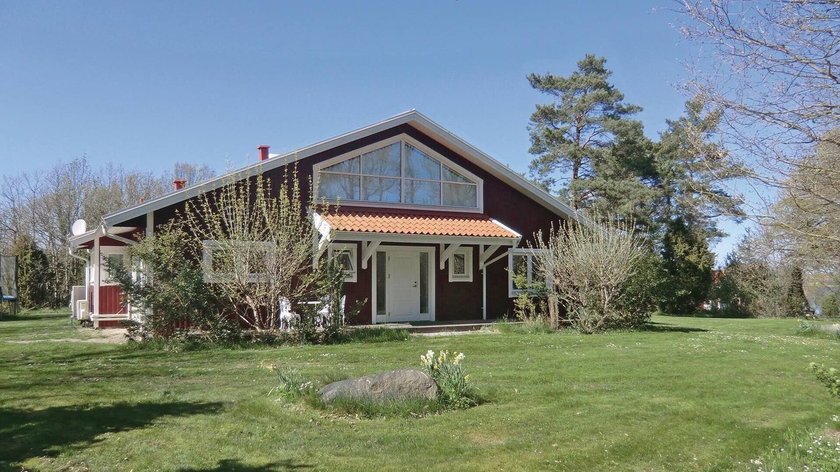 Drottningskar House | Gorgeous home in Drottningskär