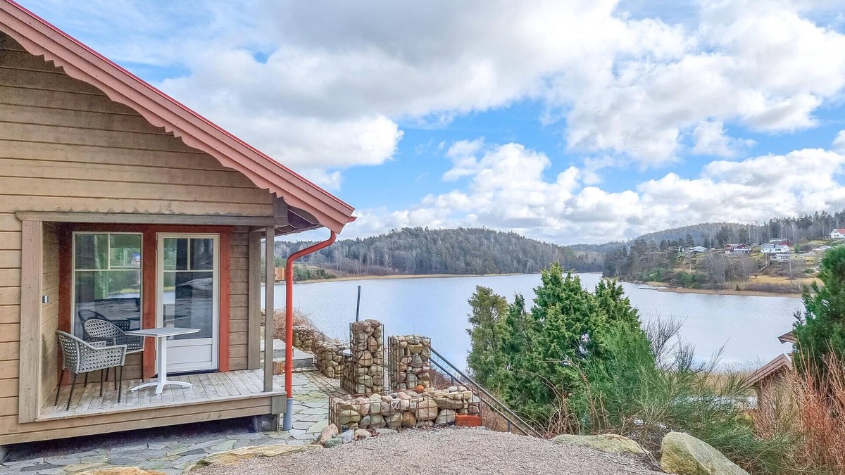 Uddevalla Municipality House | Gorgeous home in Uddevalla with WiFi