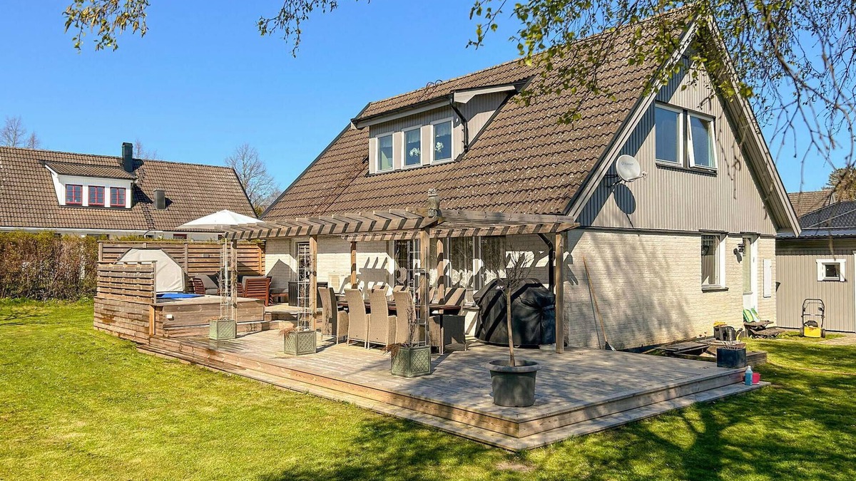 Svarte House | Gorgeous home in Ystad with WiFi