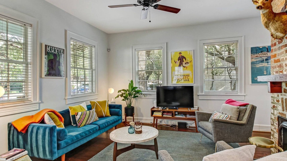 Historic Downtown Savannah House | Gorgeous Home near Forsyth Park Heated Pool Access