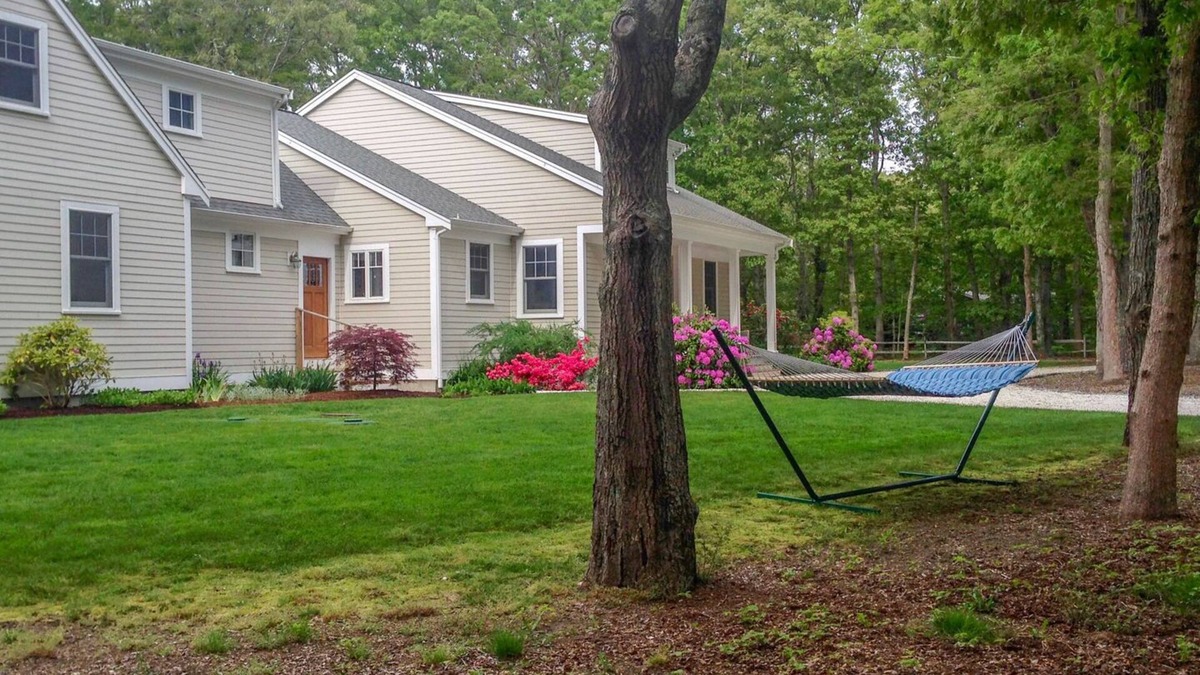 North Eastham House | Gorgeous home perfect for large groups! Walk to the beach! Pet friendly!