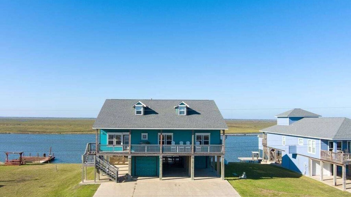 Cedar Lane House | Gorgeous Home w/Sargent Beach/ICW Views