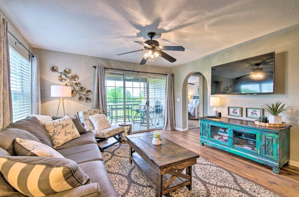 Branson Apartment | Gorgeous Home with Resort Amenities, Mins to Dtwn!