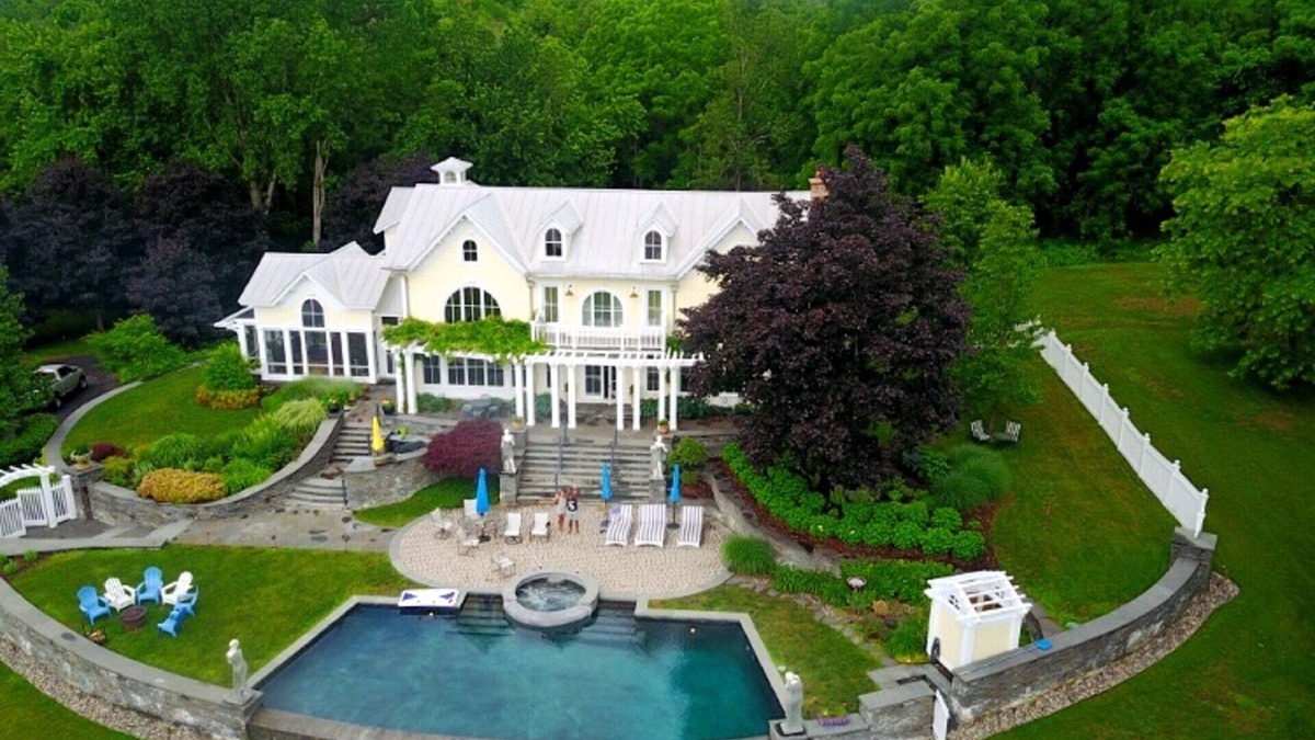 Athens House | Gorgeous Hudson River Estate-with Pool and Winter Jacuzzi