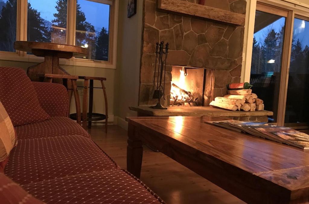 Moose Wilson Road Apartment | Gorgeous Jackson Hole Condo in Top location with Great Views and Private Deck with Barbeque!