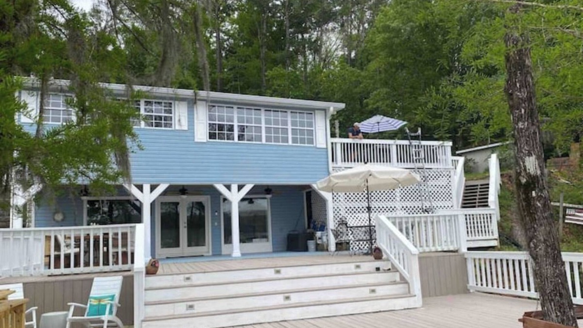 Andalusia Cottage | Gorgeous Lake House -Sunkissed on Gantt Lake