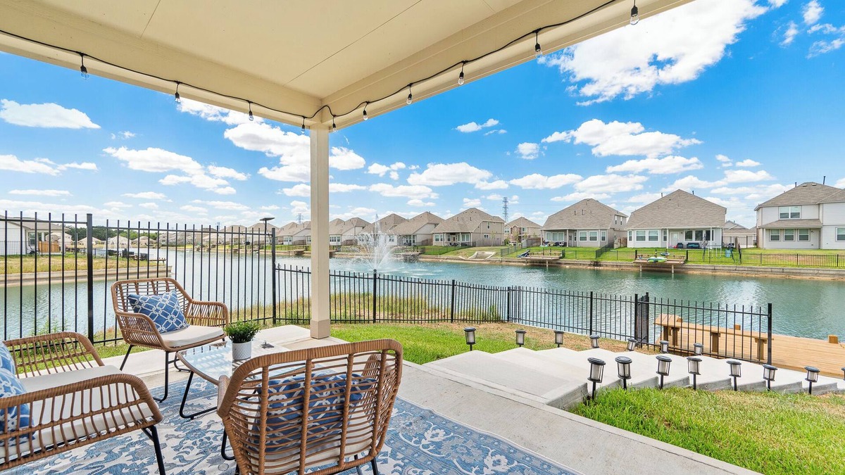 Katy House | 🌸Gorgeous Lakeview in the Heart of Katy🌸