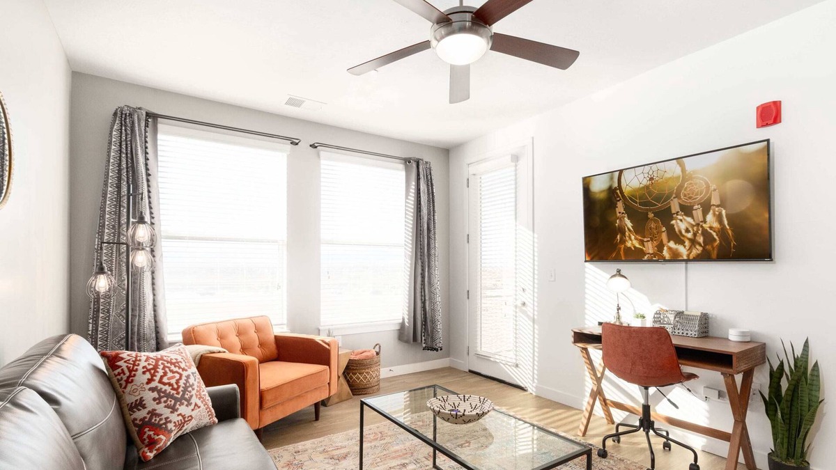 Draper Apartment | Gorgeous Luxury Apartment with Pool Hot Tub