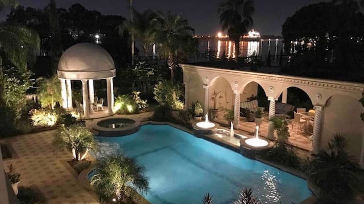 Jacksonville House | Gorgeous Luxury Jacksonville Private Heated Pool Riverview