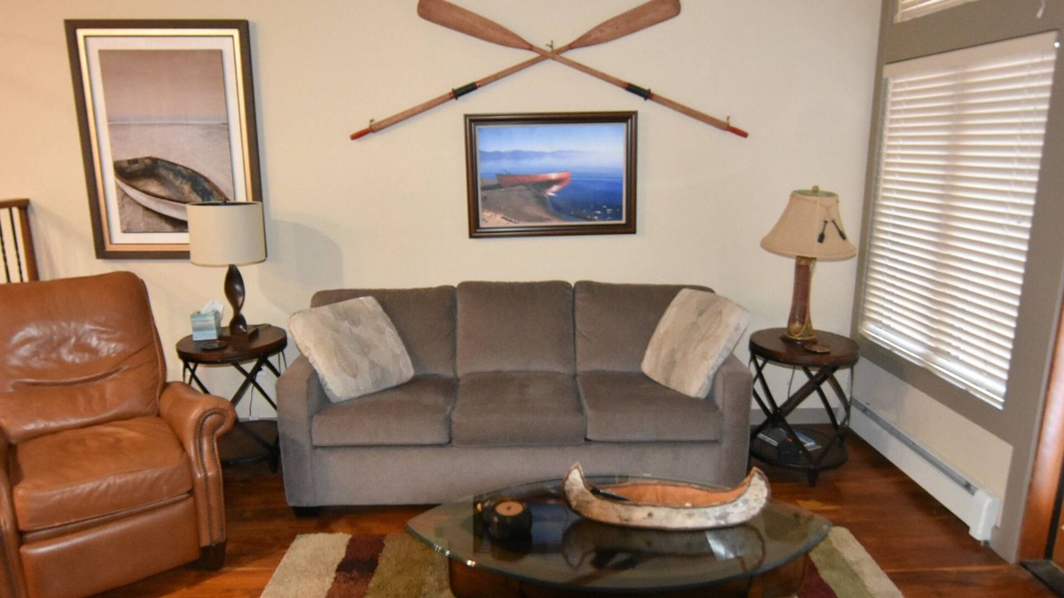 Incline Village Condo | Gorgeous, McCloud Condo, Short Walk to Beaches and Restaurants - Owner Managed
