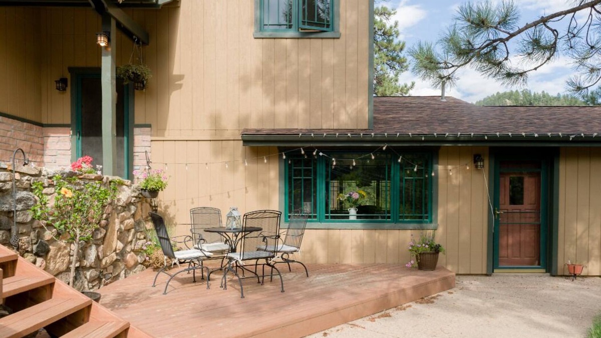 Morrison House | Gorgeous Mountain Retreat near Red Rocks!