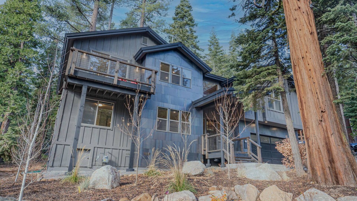 Carnelian Bay House | Gorgeous New Build, Forested Back Yard, Heated Floors, Garage & More