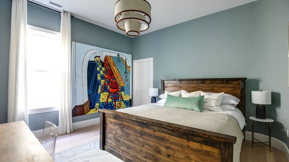 Church Hill House | Gorgeous new home in Churchillnn