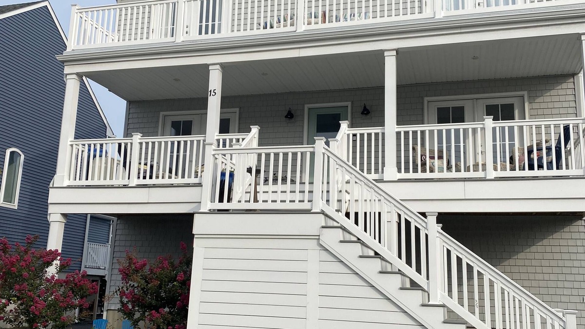 Monmouth Beach House | Gorgeous Newly Renovated in Monmouth Beach! 🌊