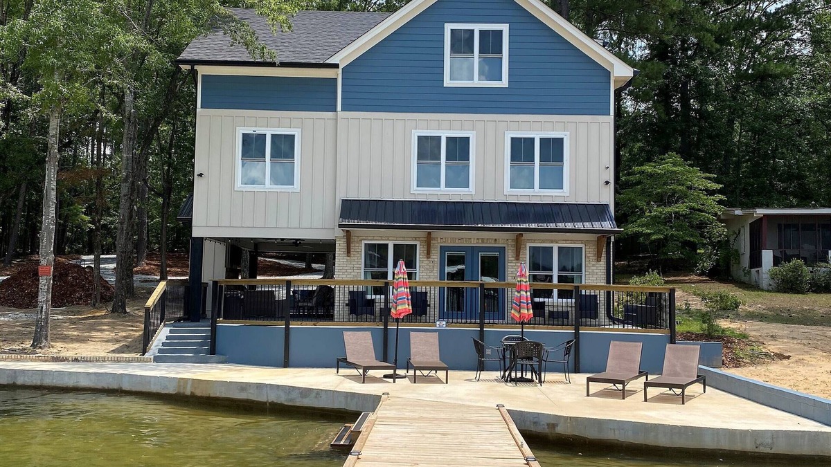Little Kowaliga House | Gorgeous Newly Reimagined Lake Martin Home Within Steps of the Water
