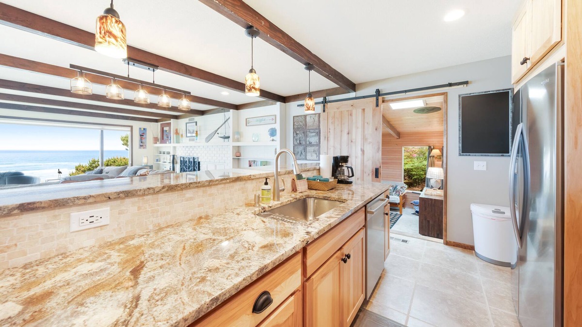 Seal Rock House | Gorgeous oceanfront retreat w/ marvelous ocean views & beach access