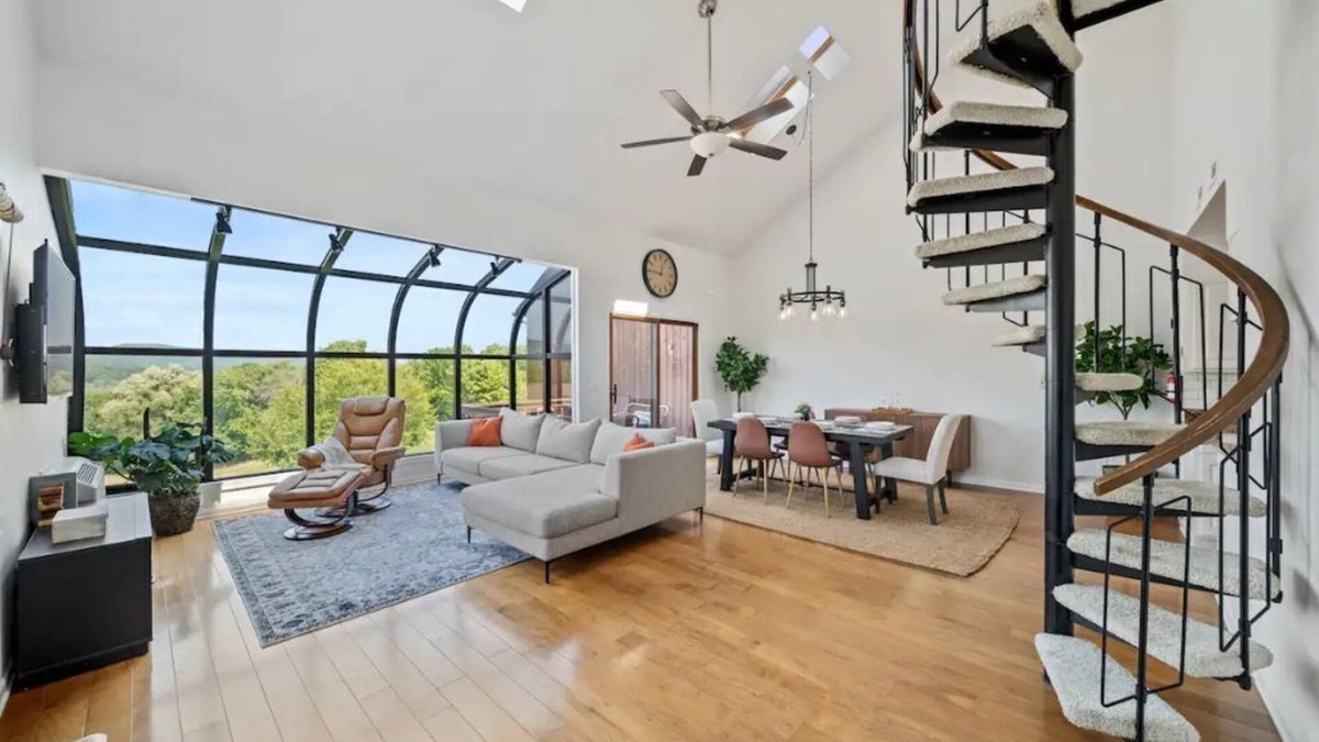 Vernon Condo | Gorgeous open and bright loft condo in Great Gorge Village, Vernon, NJ.