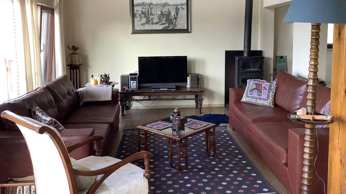 Gebze Apartment | Gorgeous Private Villa with a View in Kocaeli