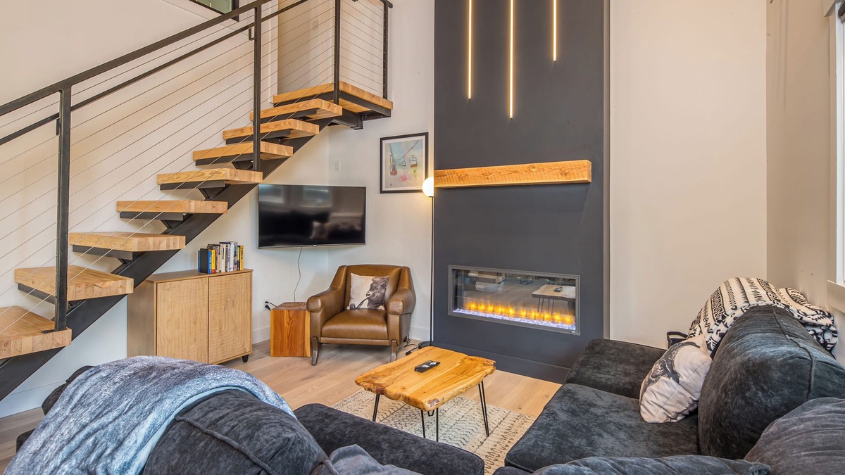 Big Sky House | Gorgeous remodeled, cozy condo with fireplace and community hot tub and sauna