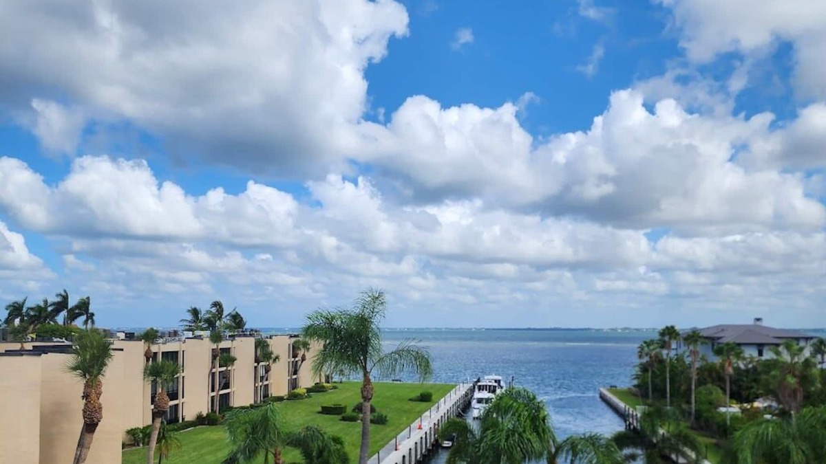 Sarasota Condo | Gorgeous Remodeled 2 Bedroom Longboat Key Condo with Stunning Bay Views!