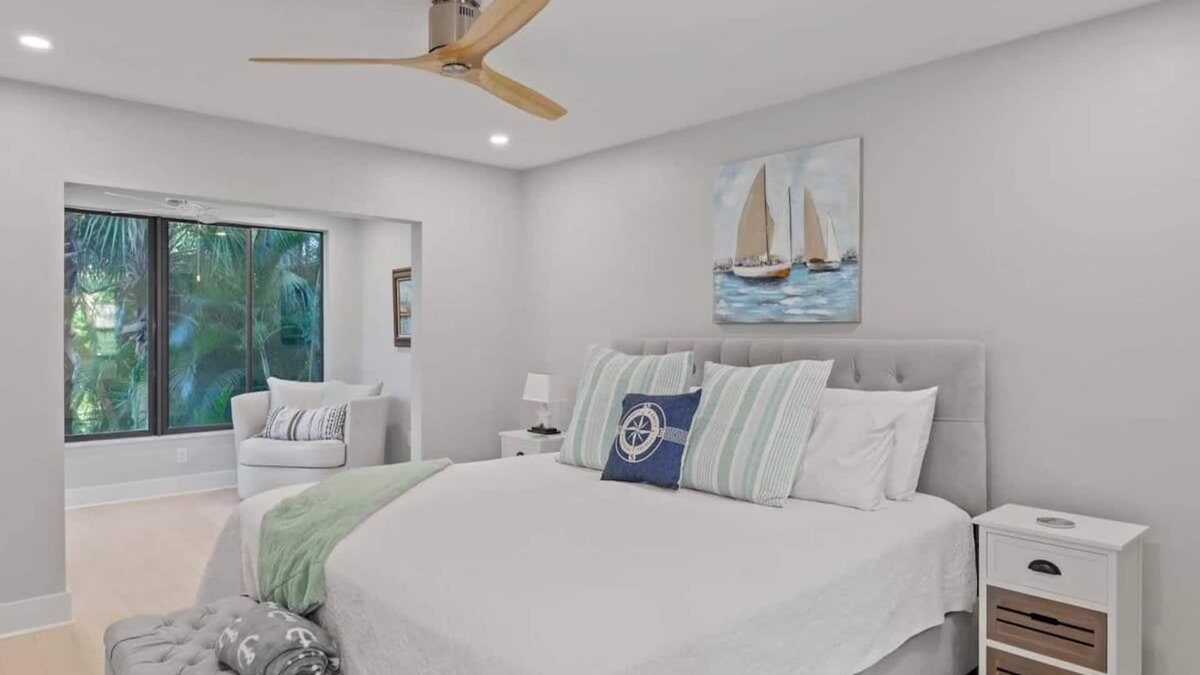 The Dunes House | Gorgeous Residence in the Esteemed Sanibel Dunes Community