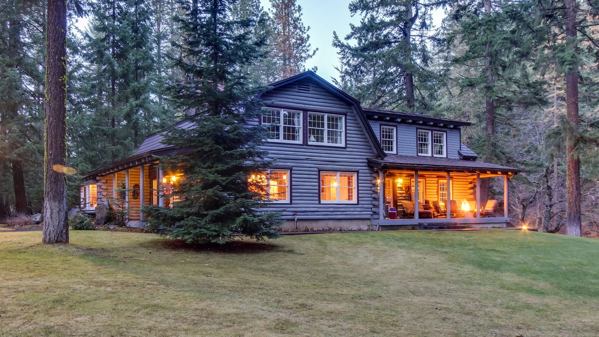 Trout Lake House | Gorgeous Riverfront Home & Guesthouse with Deck, Firepits & Media Room