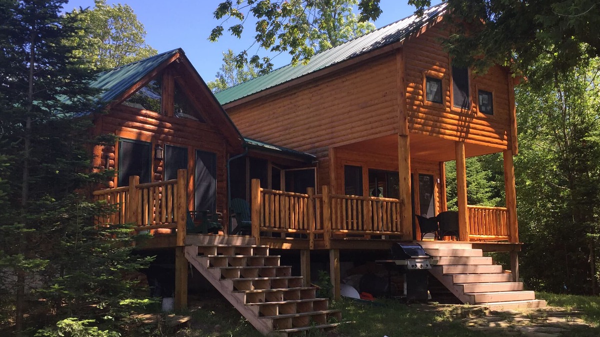 Beaver Island Cabin | Gorgeous Rustic Northern Michigan Island Getaway