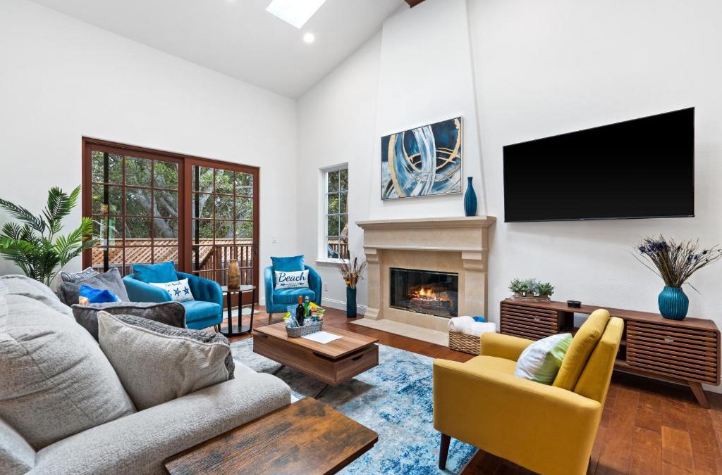 Eastside Santa Cruz Villa | Gorgeous Santa Cruz Villa - Modern Beachside Paradise with NEW Hot Tub & Fast Wi-Fi