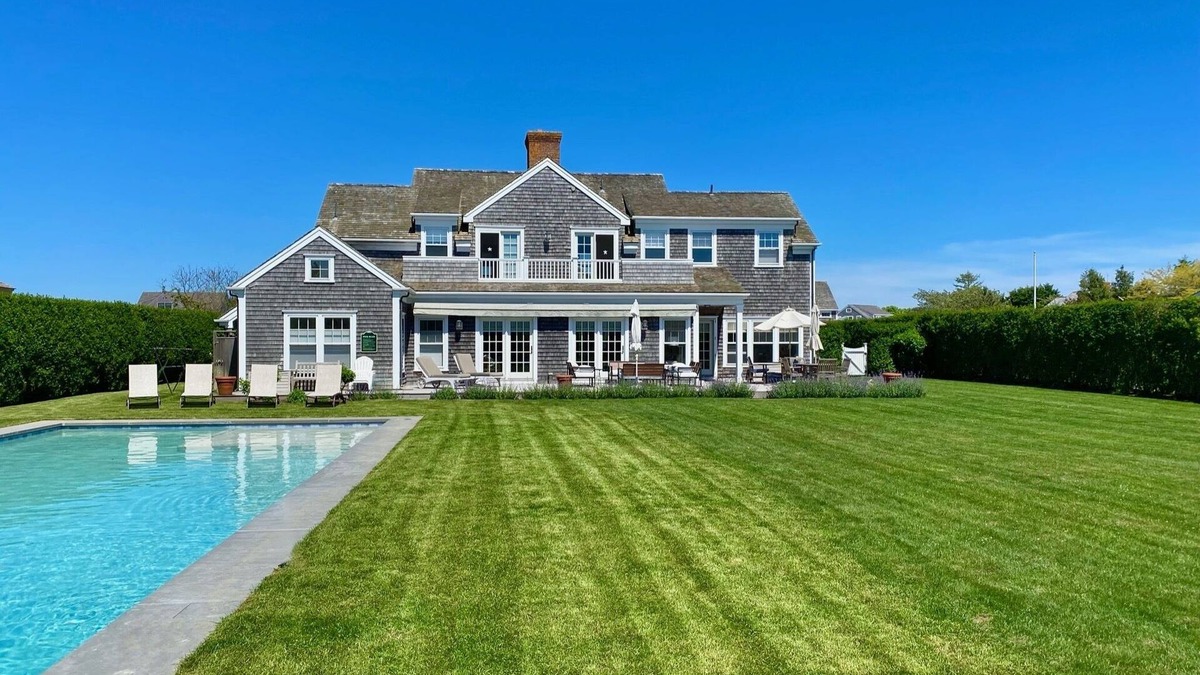 Siasconset House | Gorgeous Sconset home. Huge pool, and car rental option!