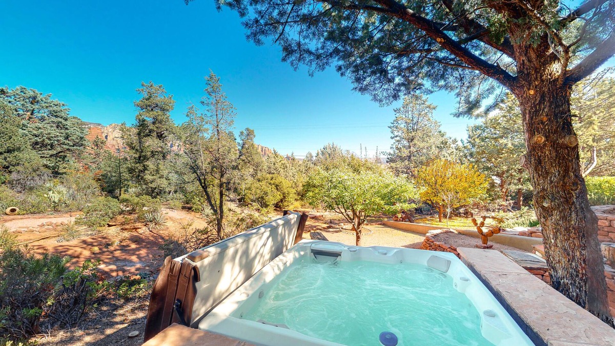 West Sedona Cottage | Gorgeous Sedona home with hot tub & breathtaking views