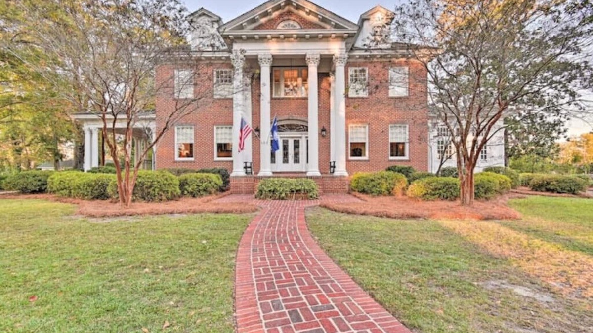Cheraw House | Gorgeous, Southern Home in Beautiful Cheraw