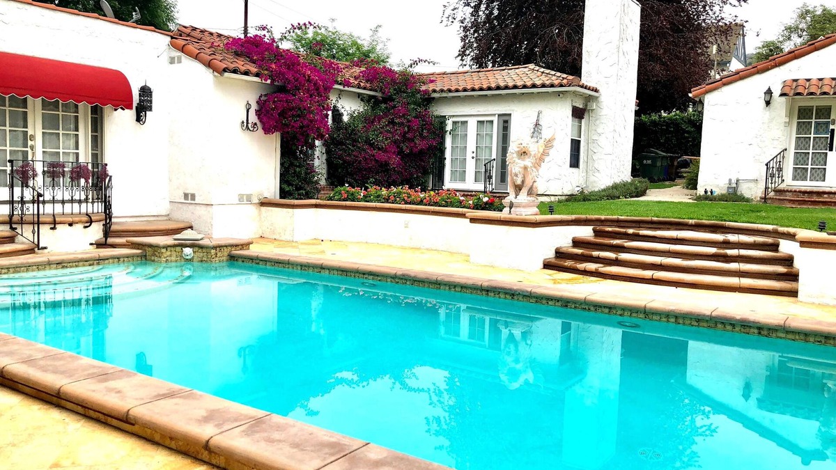 Whittier Villa | Gorgeous Spanish Home Villa in a Secret Garden with pool: your OWN resort🕊