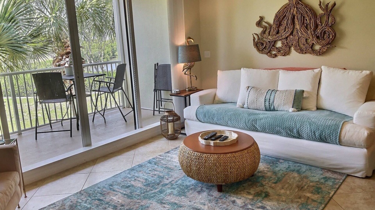 Ruskin House | Gorgeous Sunsets at Bahia Beach Retreat w/Personal Tiki Bar