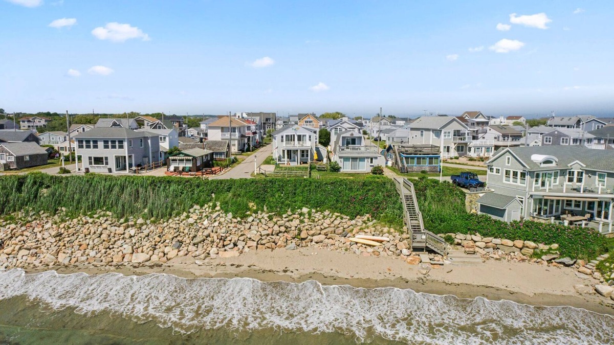 Breakwater Village House | Gorgeous Sunsets, Beach Views & Ocean Views from this Immaculate Property
