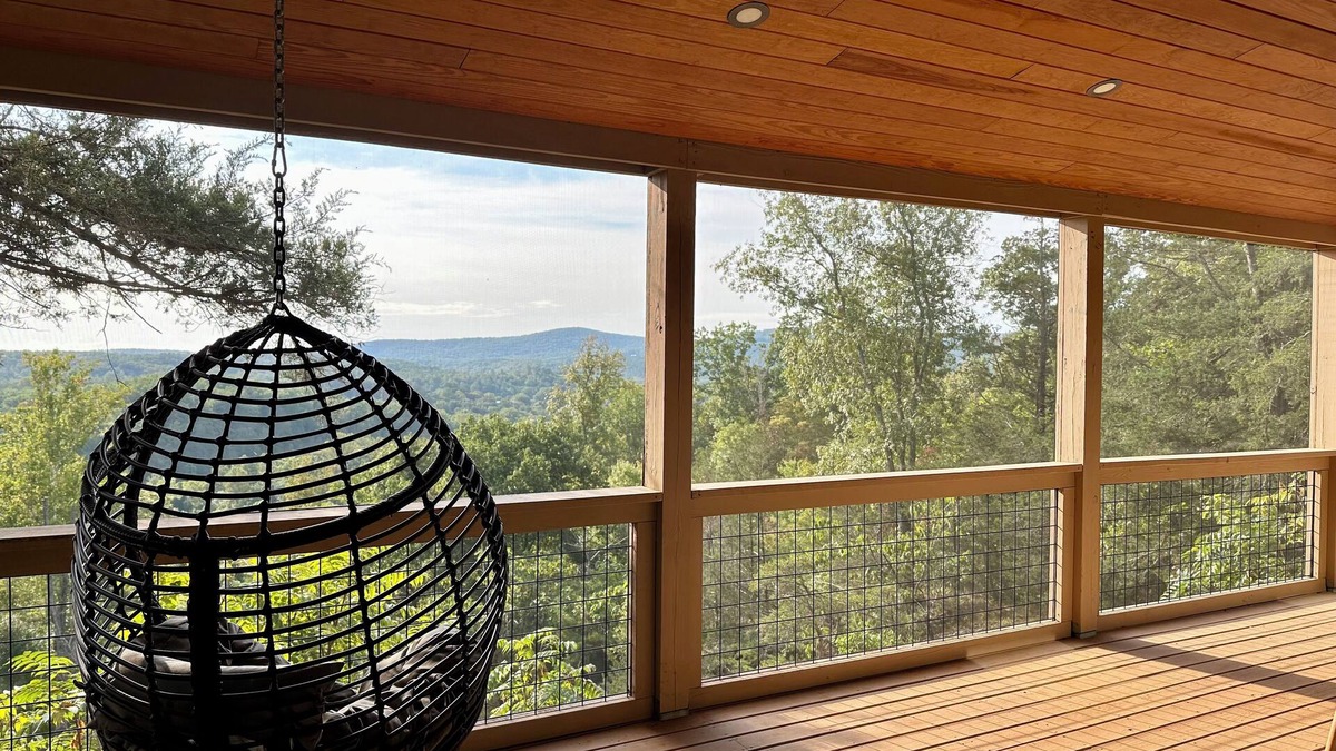 Shipman Cottage | Gorgeous Tiny Home on Cliff's Edge - 4WD/AWD Access Only