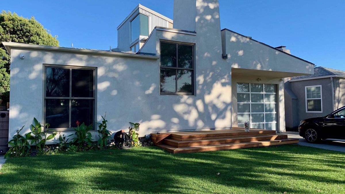 Del Rey House | Gorgeous upscale 1-bedroom suite by beach, hip restaurants, bars. Pet Friendly!