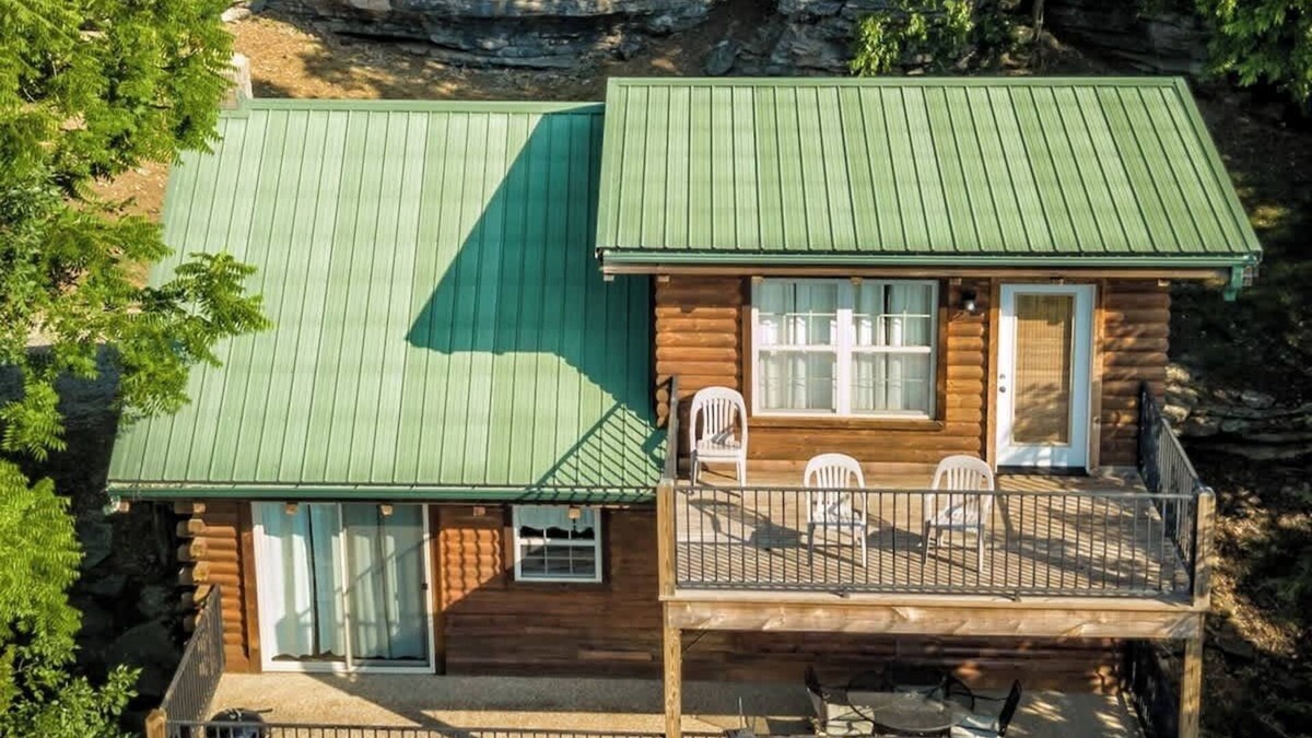 Garfield Cabin | Gorgeous View Log Cabin