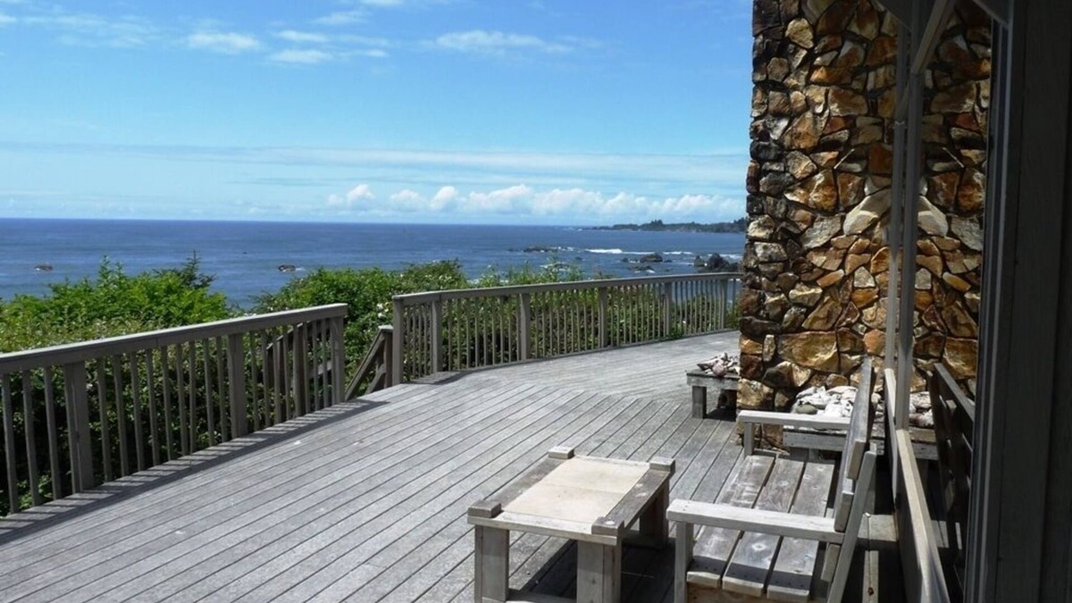 Harbor House | Gorgeous View Oceanfront with stairs to Beach